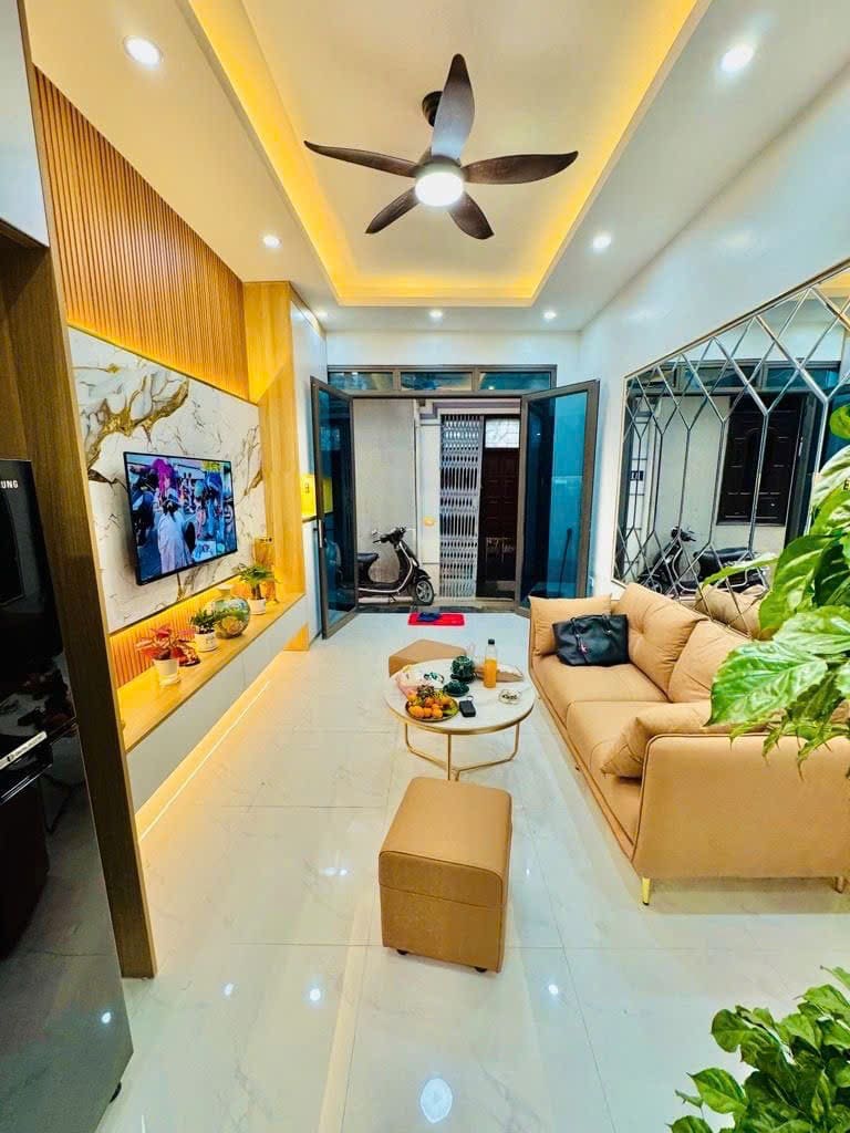 [BÁN GẤP] NHÀ MẶT NGÕ - 3 BƯỚC RA PHỐ - GIÁP NHỊ, 30M 4 TẦNG CHÍNH CHỦ 4.5 TỶ