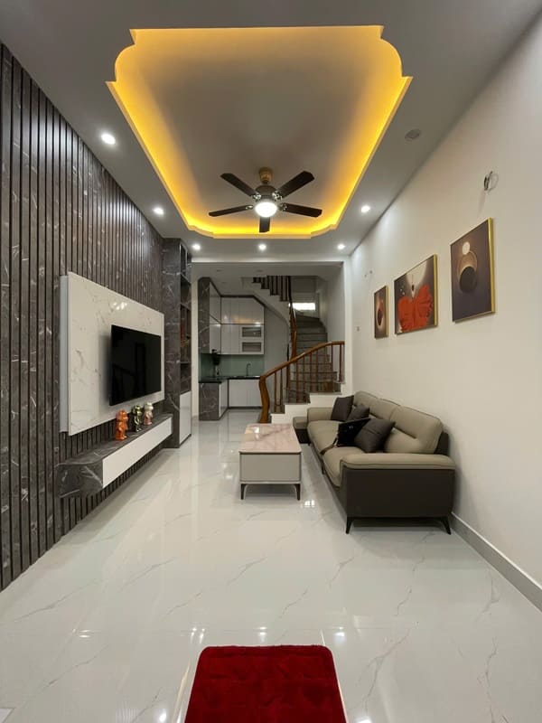 Bán Nhà Giáp Nhị Thịnh Liệt 30m², 5 Tầng, Full Nội Thất, Gần Trường – 7.3 Tỷ